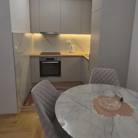 Appartement Happy & Rent A Car